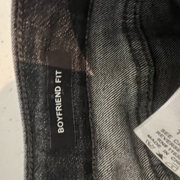 Judy Blue Boyfriend Fit Destroyed Bleach Splattered Black Wash Jeans Size 11/30 - Picture 9 of 11